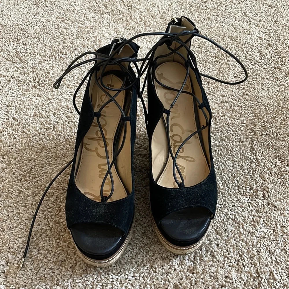 Black suede Sam Edelman wedges - Picture 2 of 6